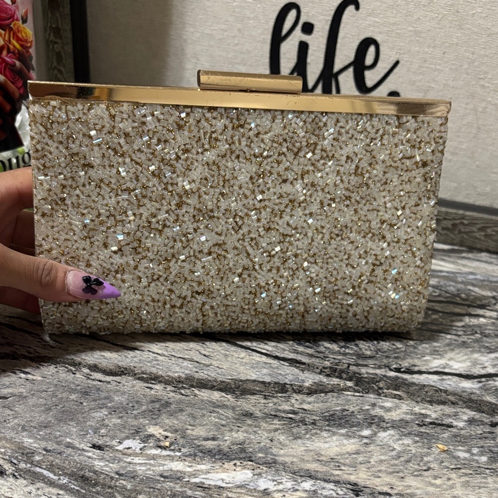 Nina Sparkling Gold Clutch